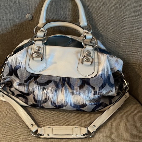 Coach satchel - Picture 3 of 12